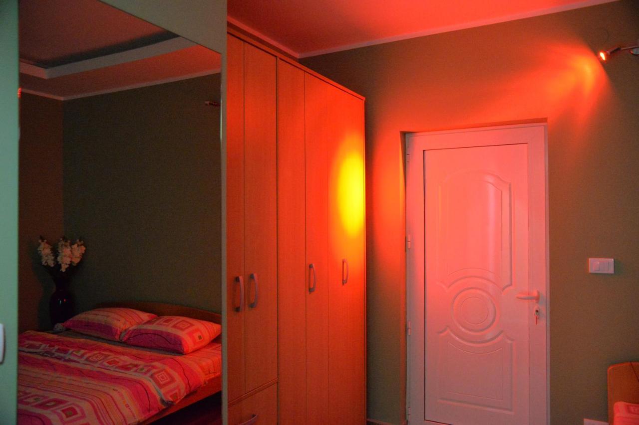 Bed and Breakfast As Club à Belgrade Extérieur photo