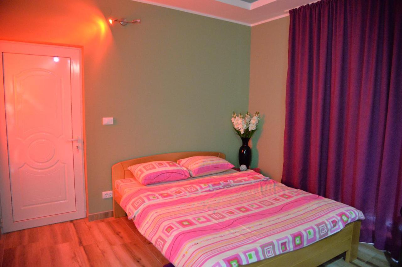 Bed and Breakfast As Club à Belgrade Extérieur photo