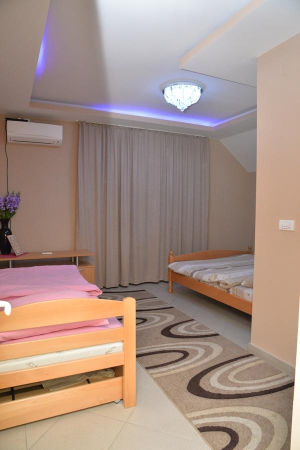 Bed and Breakfast As Club à Belgrade Extérieur photo